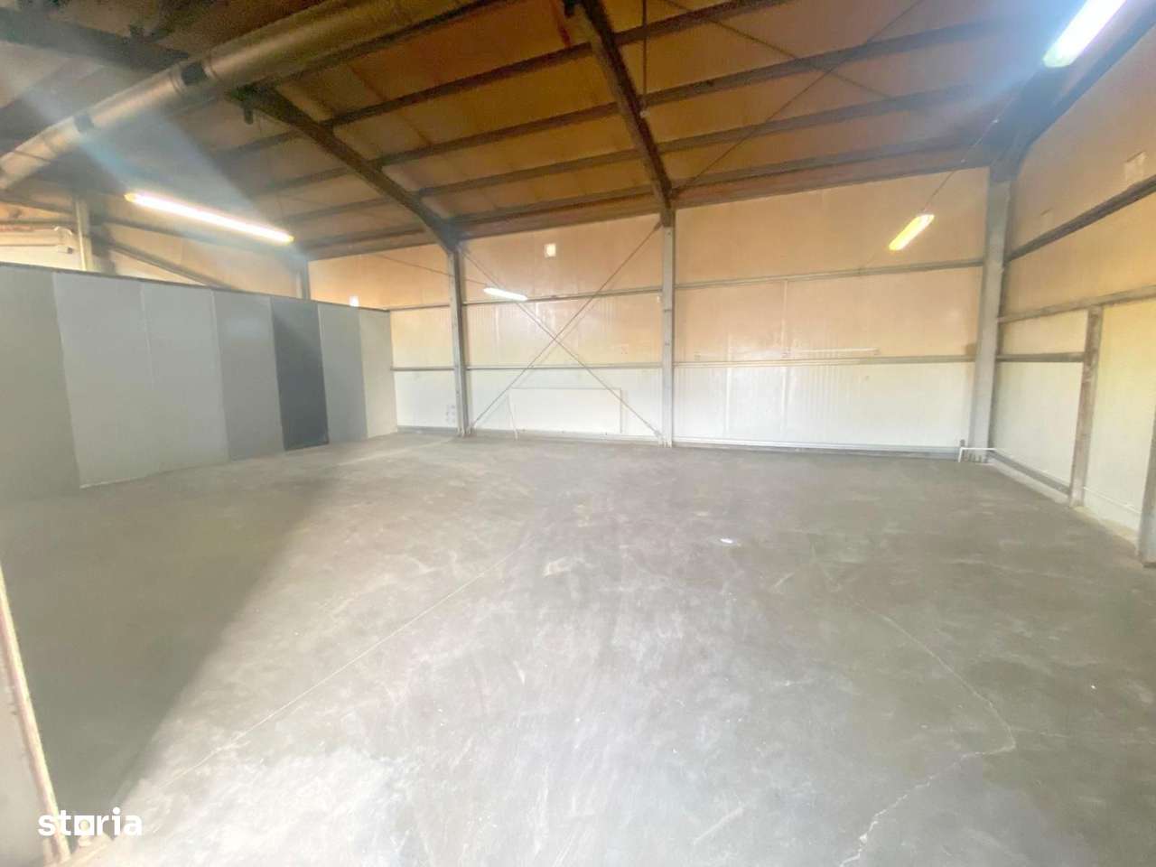 Hală de închiriat, centru Săcălaz – potrivită service auto, depozitare - Imagine principală: 4/7