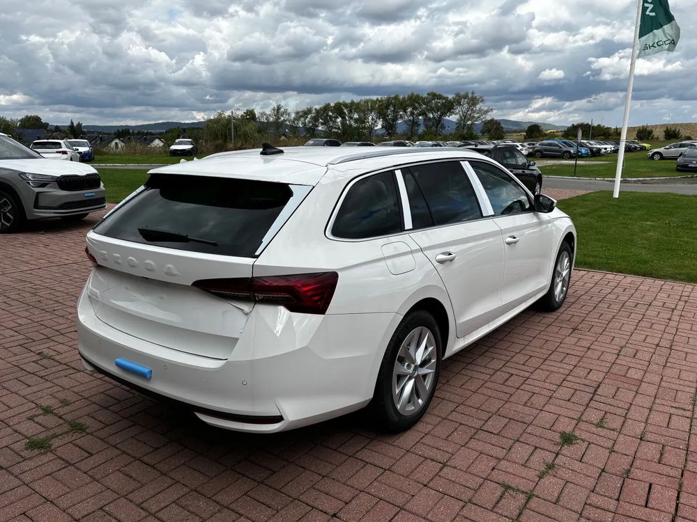 SKODA OCTAVIA Octavia Combi Selection 2.0 TDI 115 KM