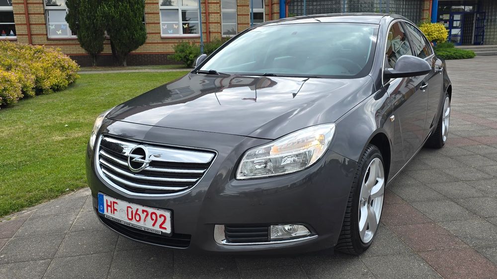 Opel Insignia A 2011