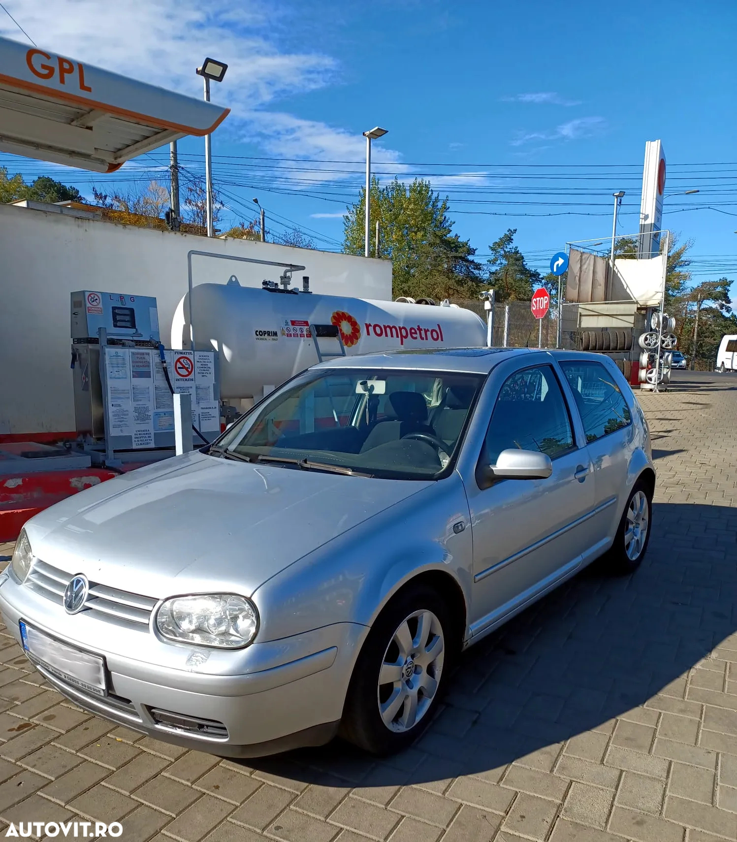 Volkswagen Golf - 4