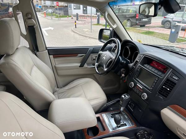 Mitsubishi Pajero 3.2 DID Instyle - 5