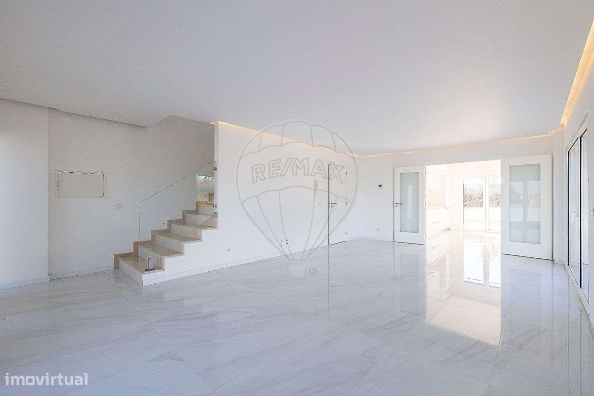 Moradia T5 para venda - Grande imagem: 3/30