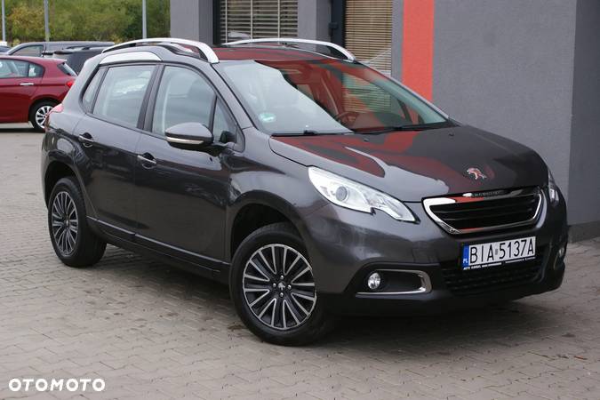 Peugeot 2008 1.2 VTi Allure - 4