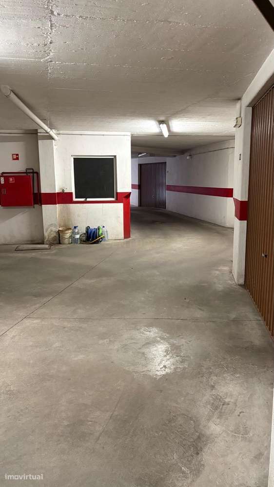 Box Fechada – Ribeirada, Odivelas - Grande imagem: 3/5