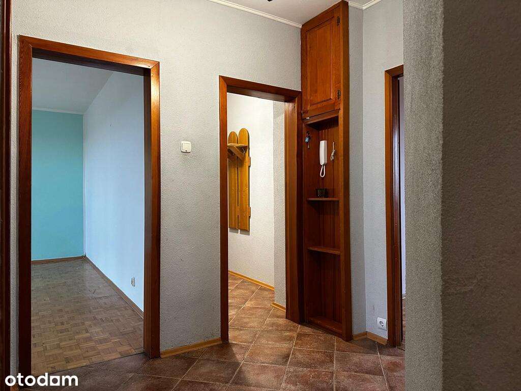 Na sprzedaż mieszkanie 67,5 m2 do odświeżenia-11