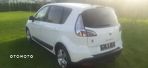 Renault Scenic 1.6 16V 110 TomTom Edition - 15