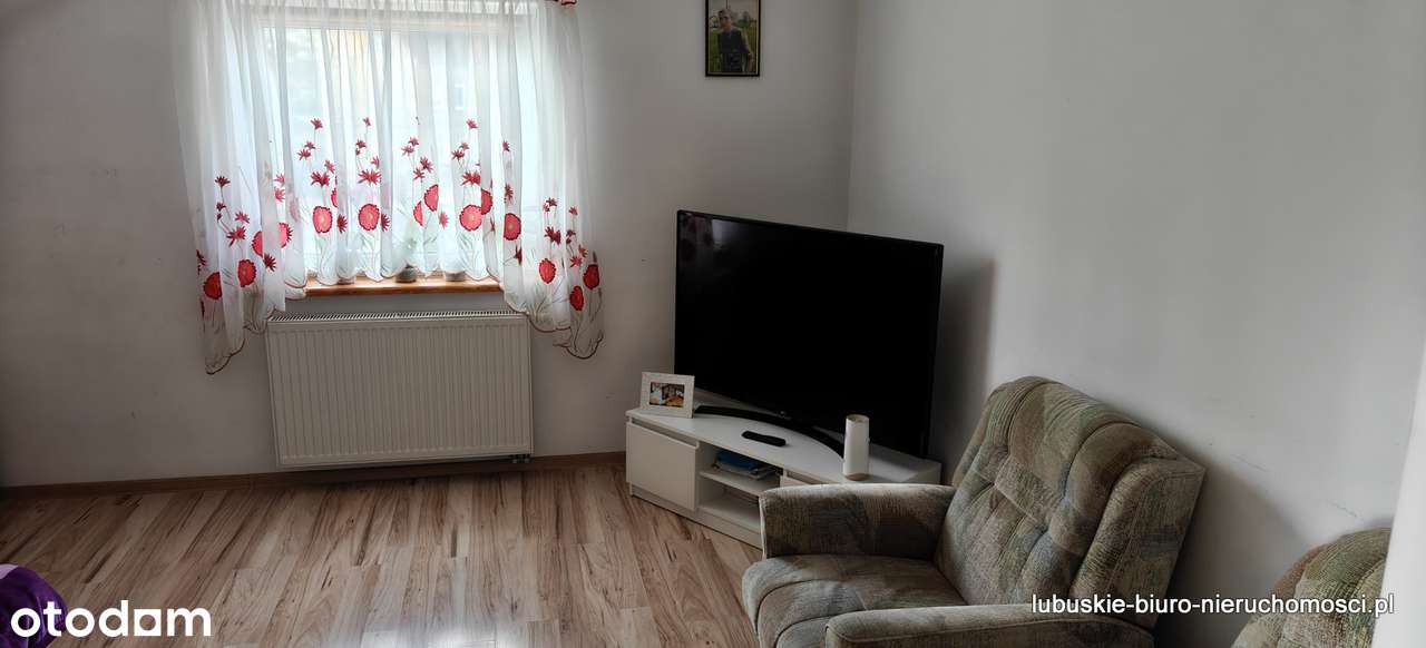 Trzy mieszkania oraz restauracja-11