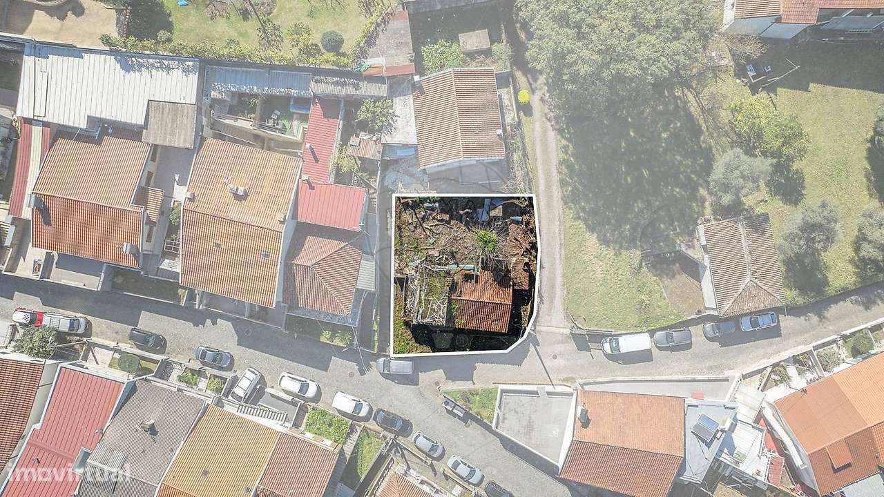 Moradia para restauro em Fraião, Braga! - Grande imagem: 4/13