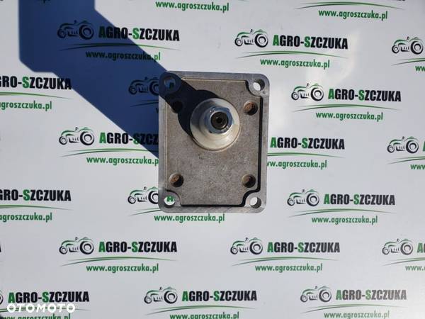 Pompa hydrauliczna Farmtrac 7100 - 2