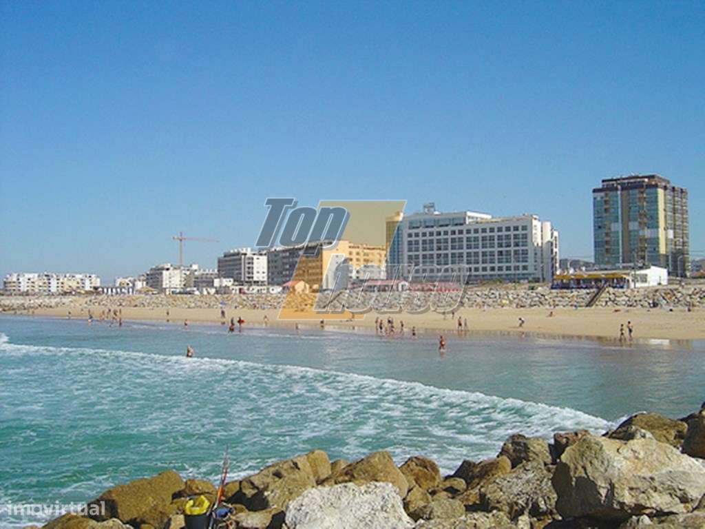 Apartamento T1 Costa de Caparica Totalmente Reabilitado-16