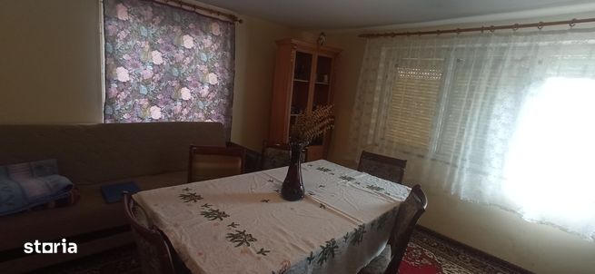 Casa la 35 km distanta de Sibiu-4