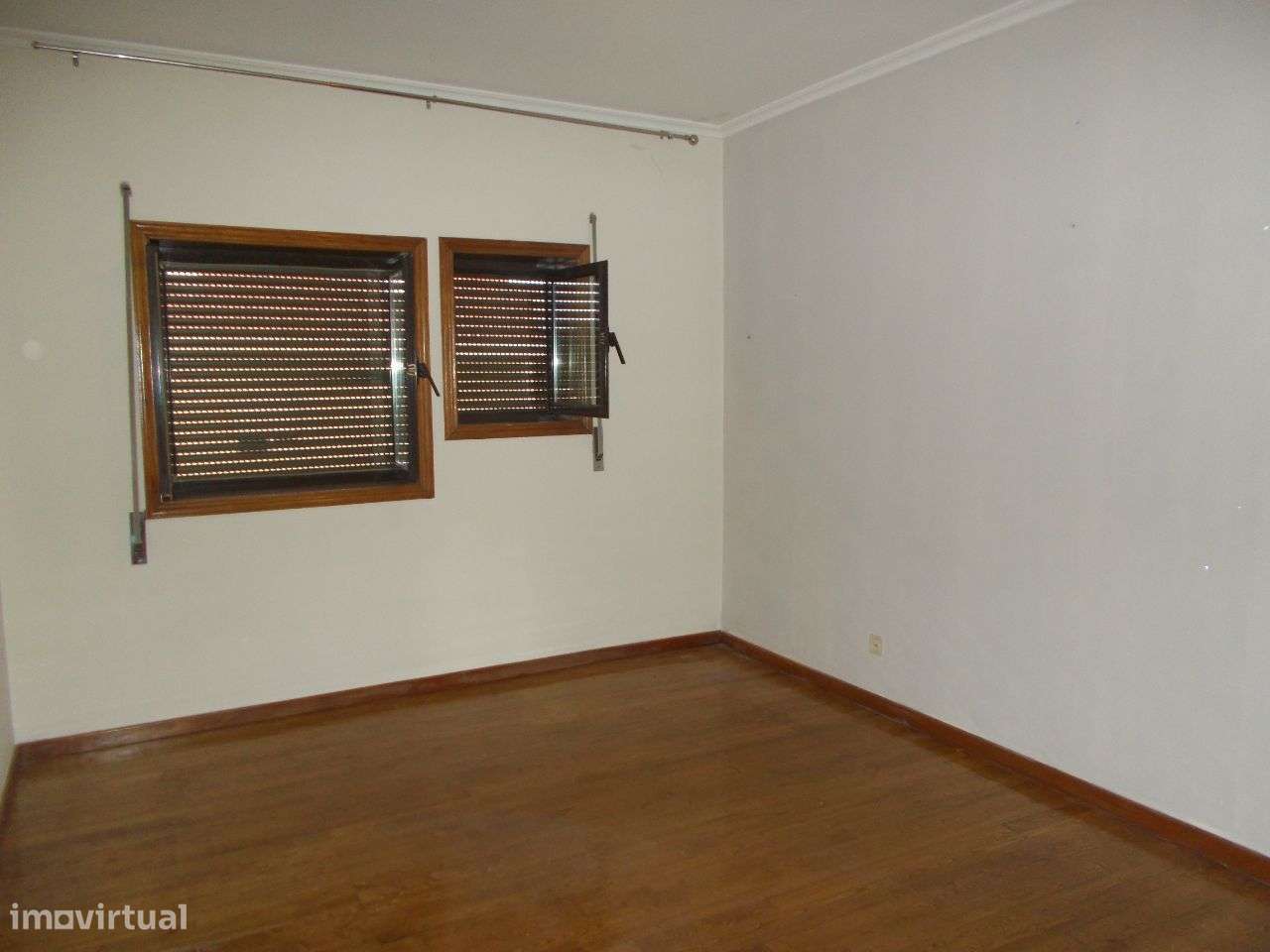 APARTAMENTO T2 COM GARAGEM 30 M2-9