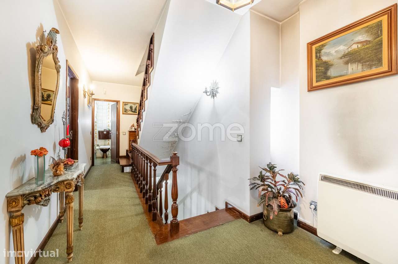 Moradia T4 em Banda em São José de São Lázaro, Braga-26