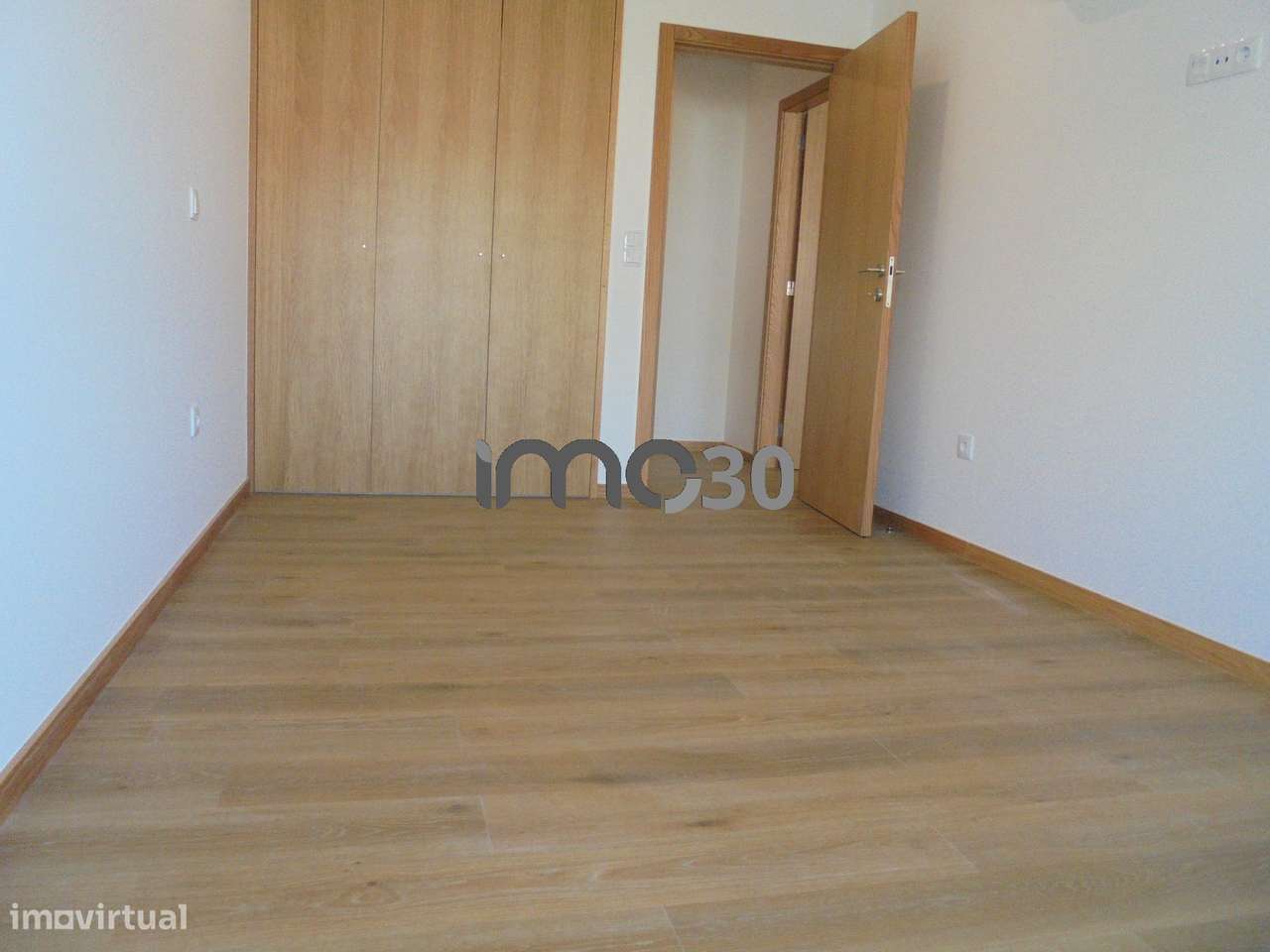 T3 novo com terraço pronto habitar Centro de Rio Tinto-13