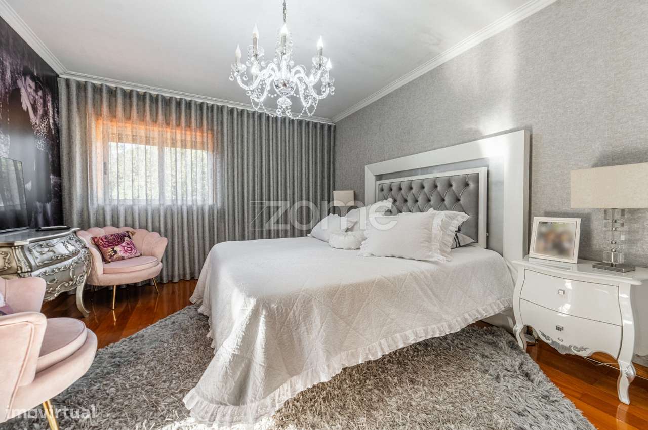 Moradia T3 Com Piscina-17