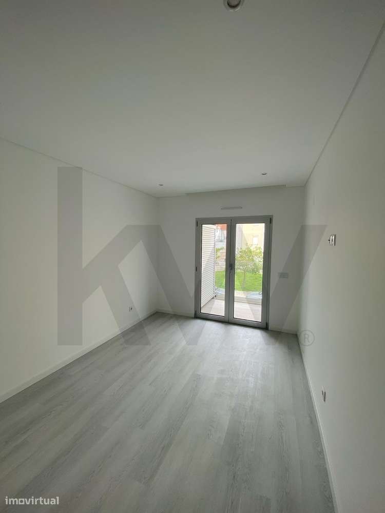 Apartamento T3 - Nazaré - Grande imagem: 2/29