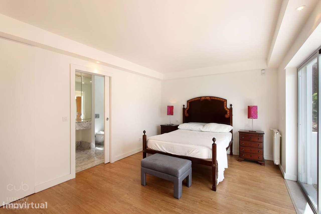 Moradia, 391 m², Charneca de Caparica e Sobreda-48