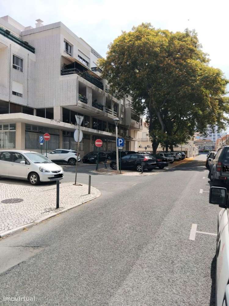 Maravilhoso T2 situado no Bairro Salgado (zona histórica) - Grande imagem: 3/21