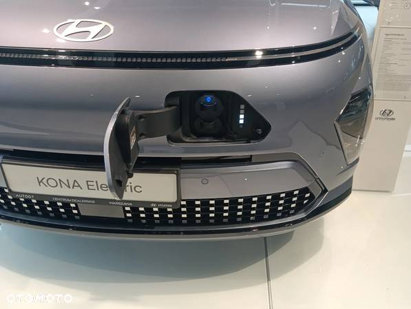 Hyundai Kona Electric 65kWh Executive - 8