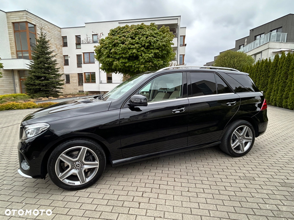 Mercedes-Benz GLE 350 d 4-Matic - 2