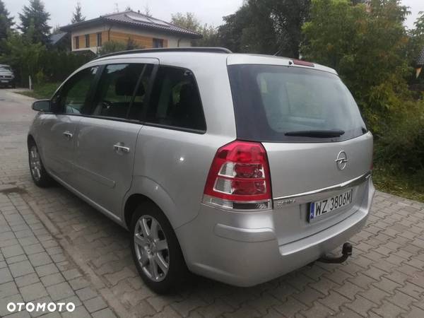 Opel Zafira 1.9 CDTI Essentia - 9