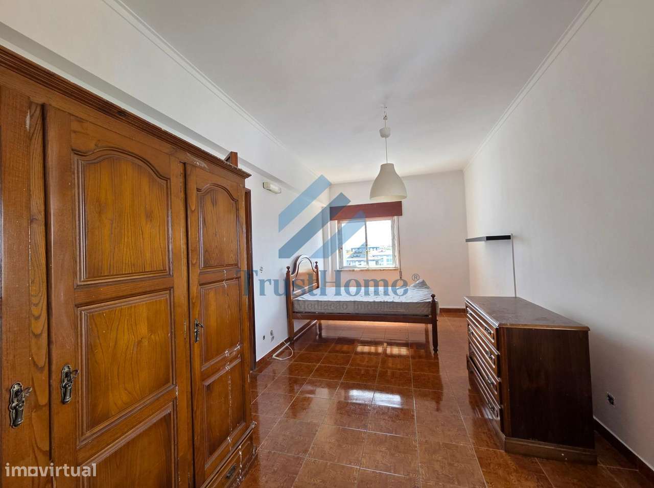 T2 no centro da Arrentela perto da Baia, a 2,5km da estação de...-18