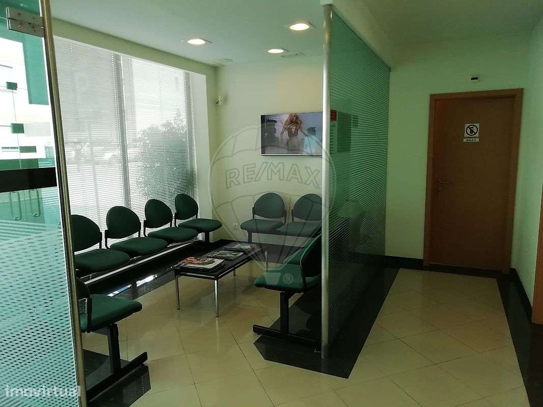 Loja  para arrendamento - Grande imagem: 3/11