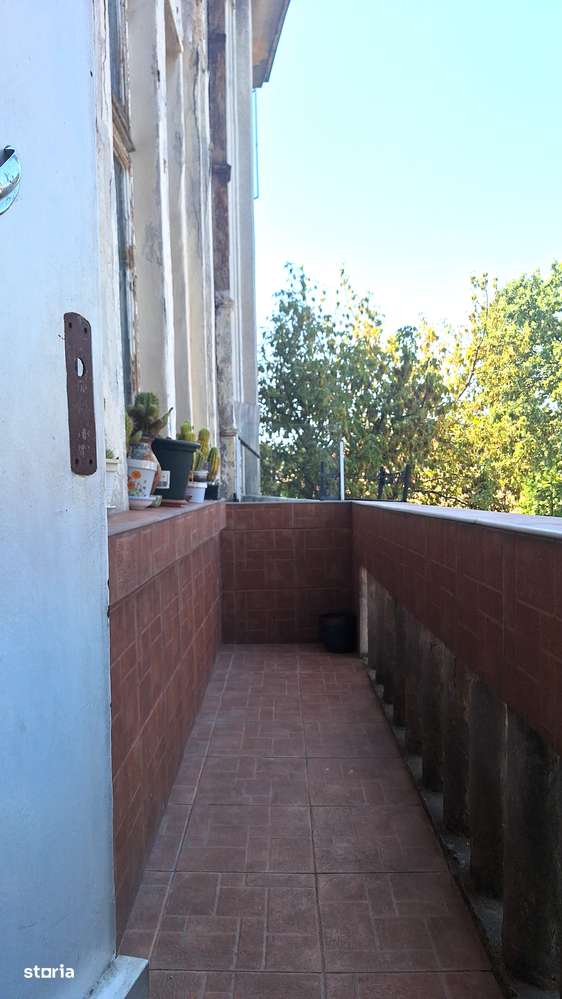 Vanzare apartament 3 camere, zona Piata Sf.Stefan, etaj 1, comision 0%-3