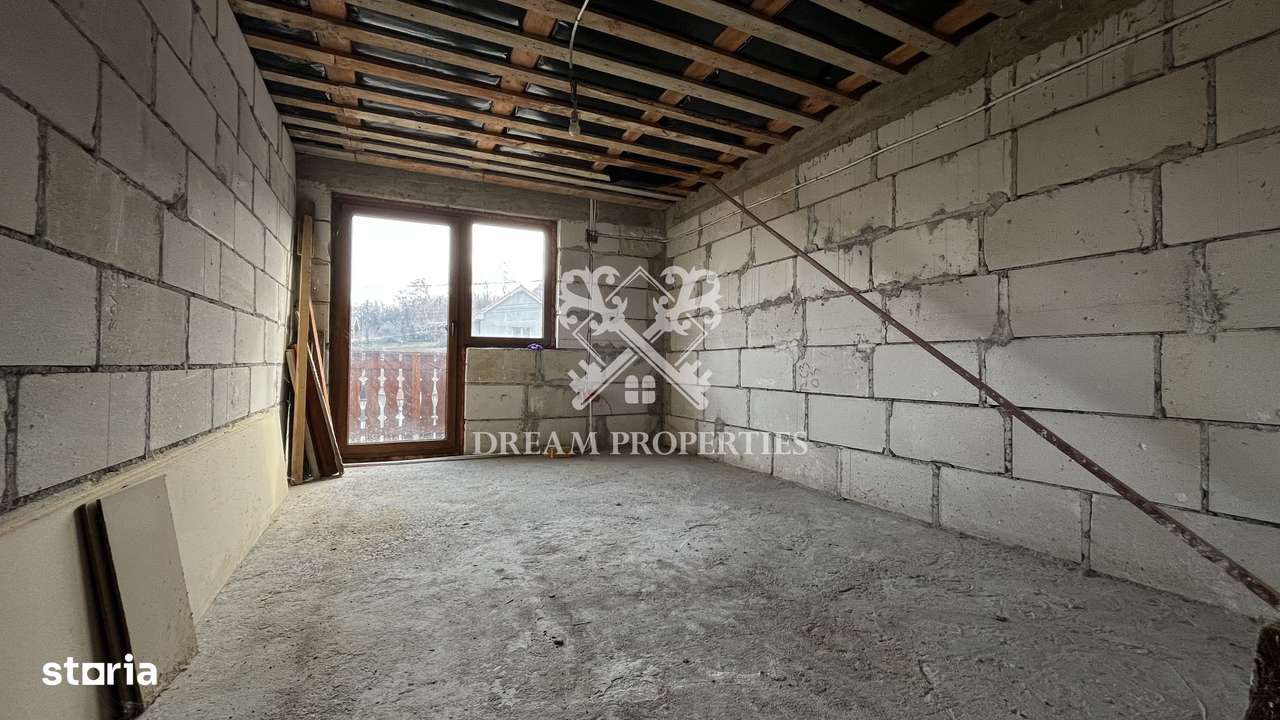 Casa individuala 6 camere, teren 700 mp, zona Dezmir - Imagine principală: 5/11