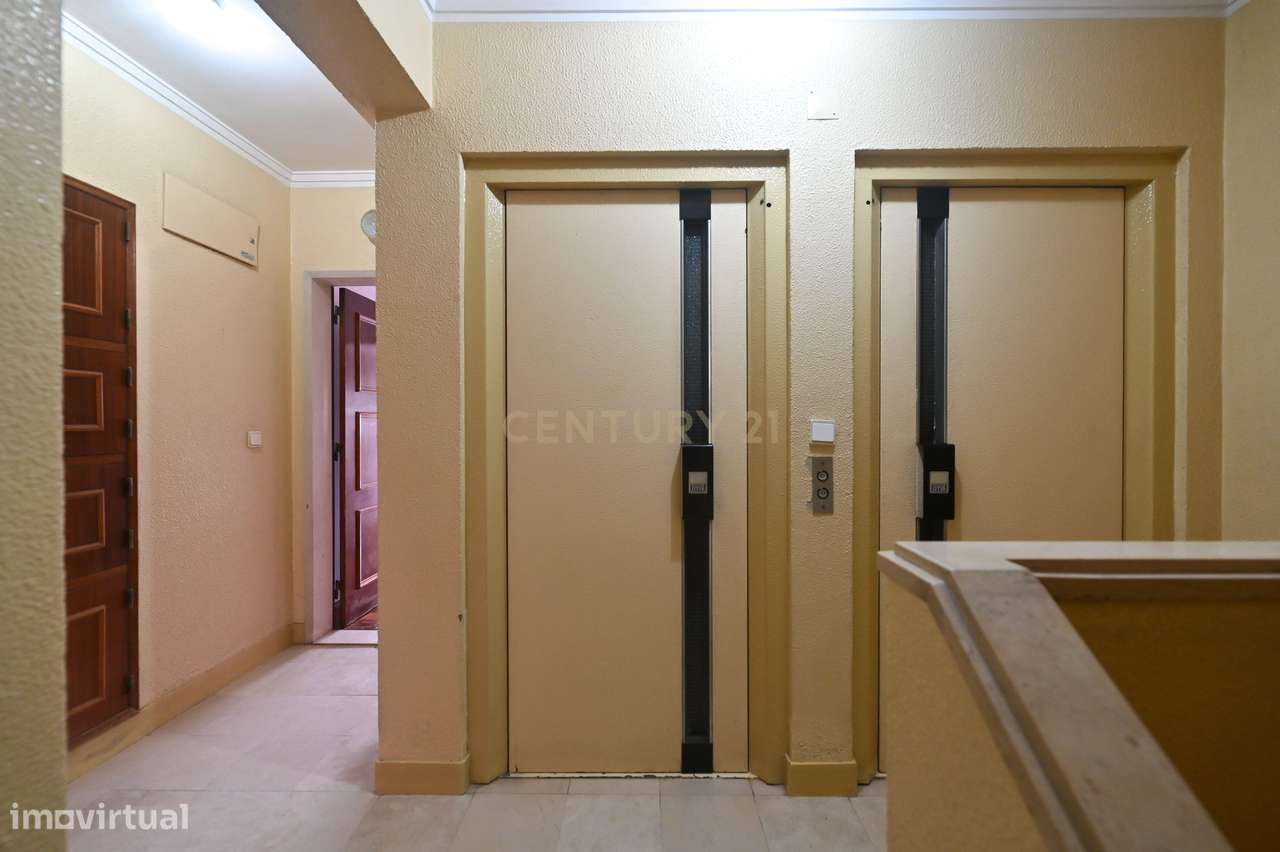 Apartamento T2 para venda com vista para o Rio em Oeiras-24
