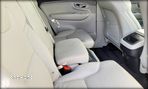 Volvo XC 90 B5 D AWD Plus Bright 7os - 29