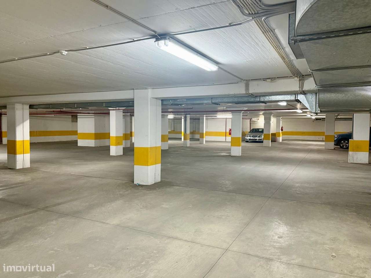 Garagem p/ 100 Carros - Centro do Barreiro-5