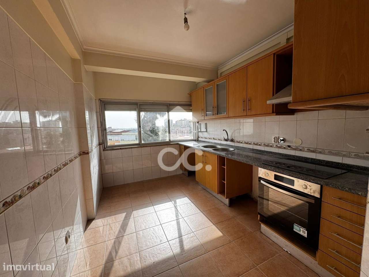 Apartamento T2 Acolhedor em Pendão - Queluz - Grande imagem: 4/19