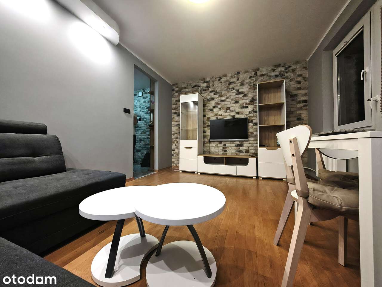 2 pokoje. 42,3 m2. Bardzo dobry stan. Legionowo.