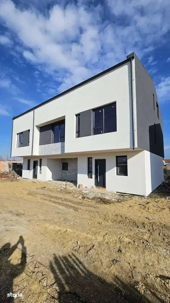 Casa 4 Camere in Triplex | Complex Rezidential Privat |Casa la Alegere - Imagine principală: 2/5