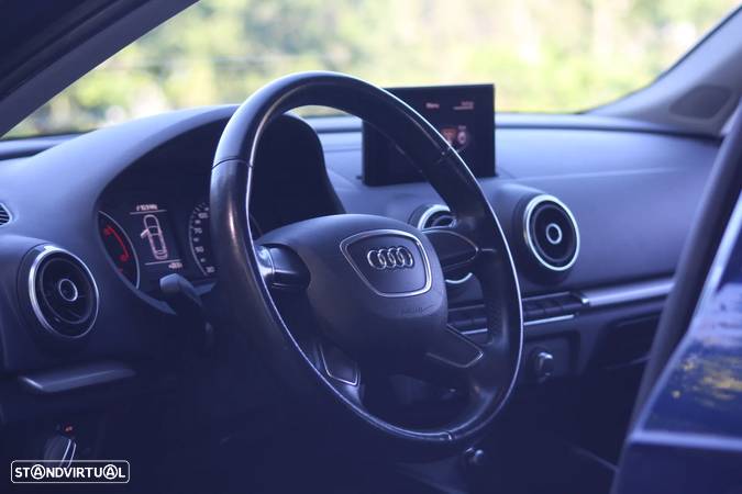 Audi A3 Sportback 1.6 TDI Advance Ultra - 22