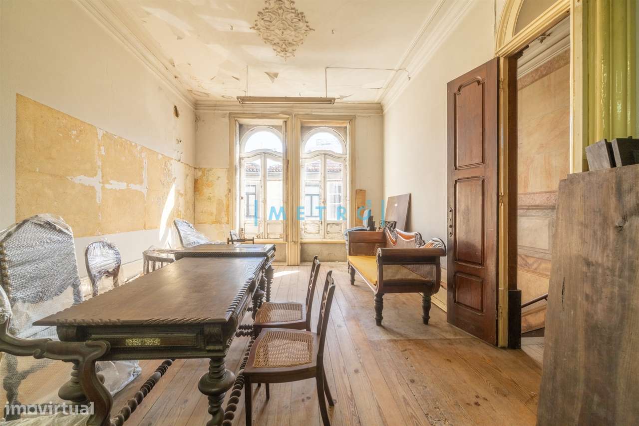 Moradia Devoluta T3 Venda em Cedofeita, Santo Ildefonso, Sé, Miragaia,-4
