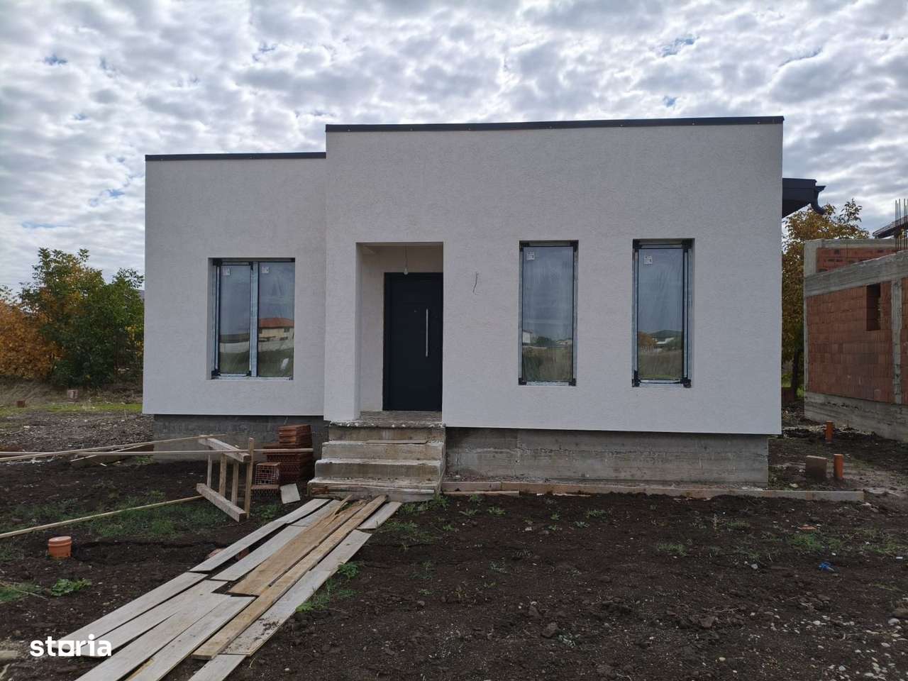 Casa individuala 4 camere- Com Berceni- 123000 euro - Imagine principală: 4/10