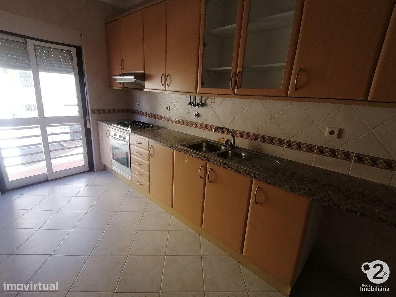 Apartamento T2 c/ parqueamento Setúbal