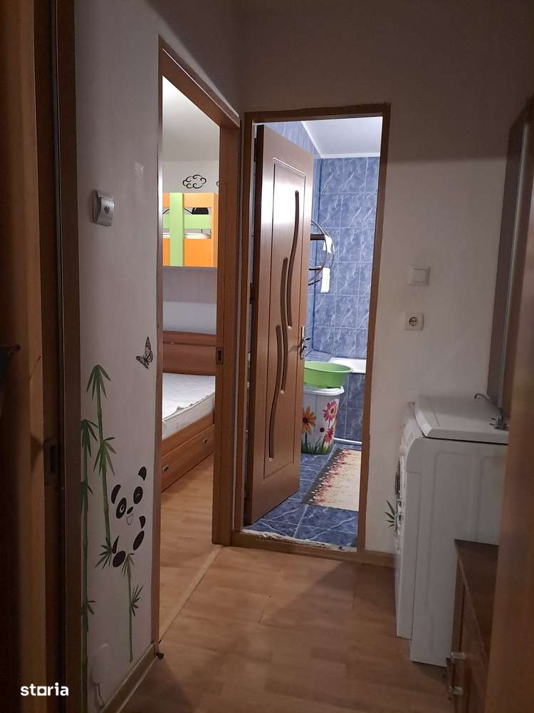 Vând apartament cu 2 camere ,etaj 2,zona centru,mobilat-13