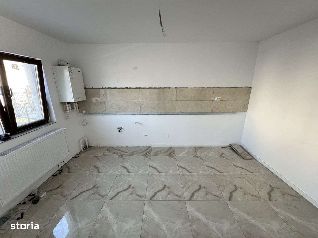 PLACA + SCARI din beton! Casa 3 camere, Lunca Cetatuii - Imagine principală: 4/10