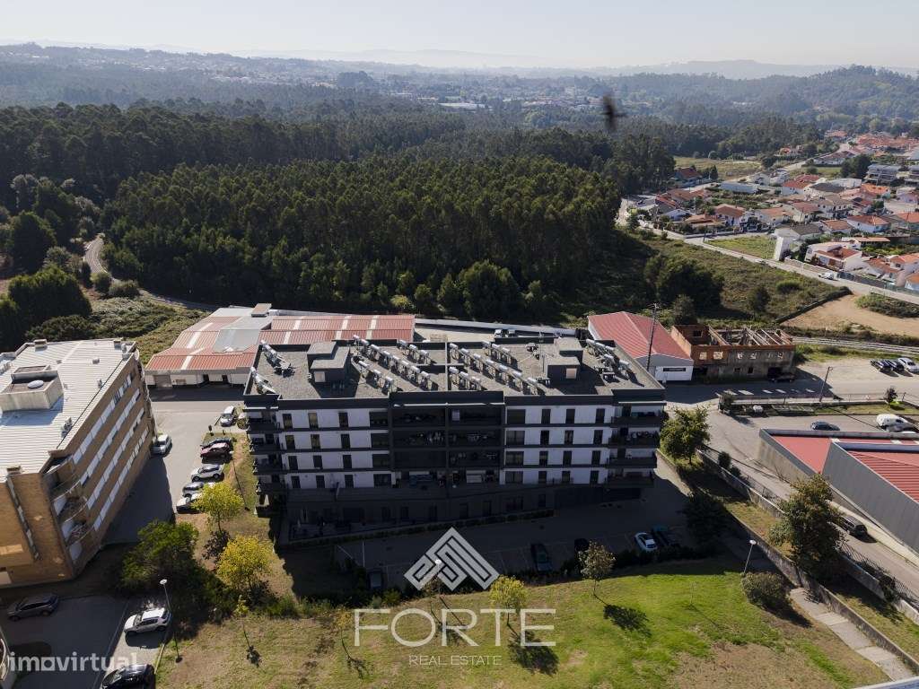 Apartamento T2 no Cavaco em Santa Maria da Feira-32