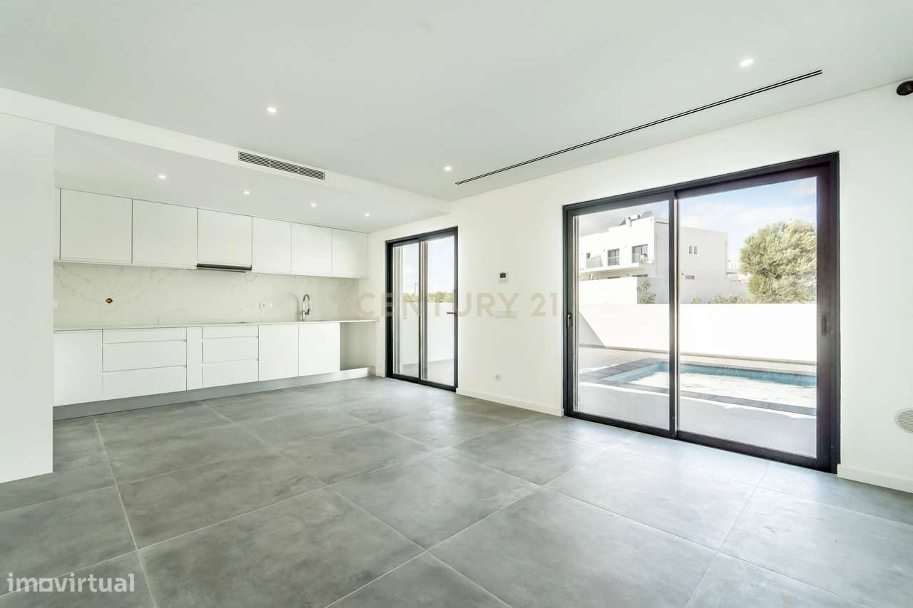 MORADIA MODERNA A ESTREAR 3 quartos, cave,  piscina privativa, terraço - Grande imagem: 5/56