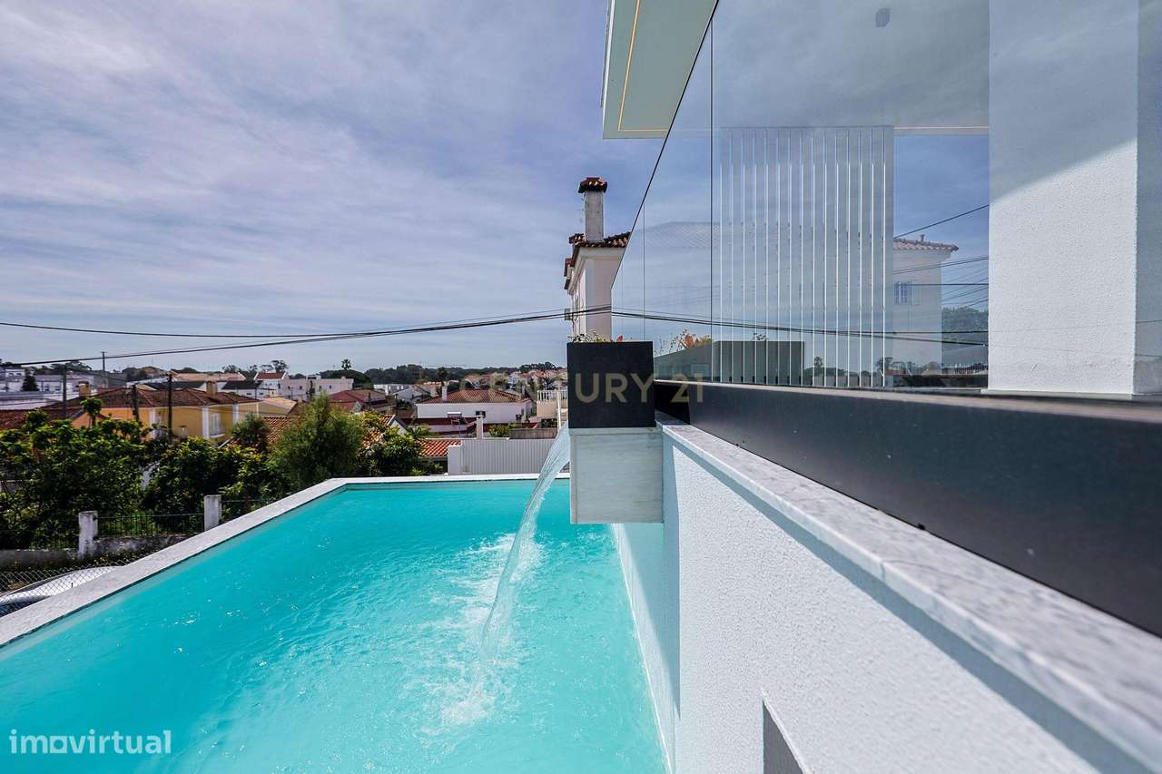Moradia T5 com Piscina e Domótica - Nova Construção na Charneca da Cap-44