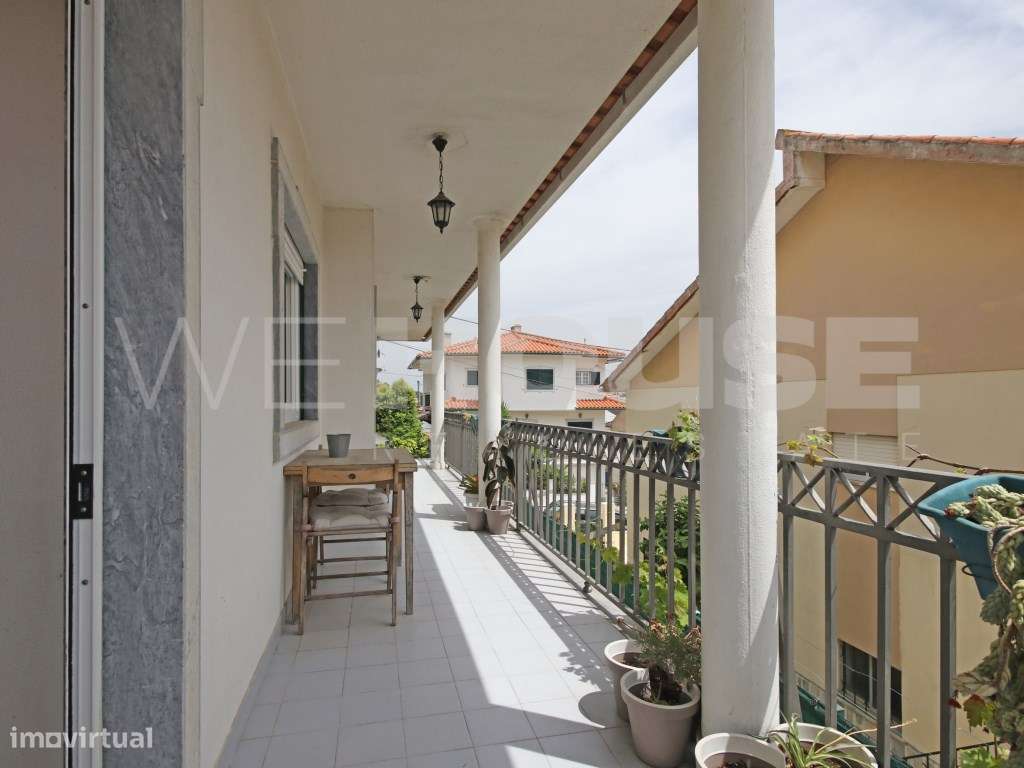 Oásis Urbano: Moradia T3 com Piscina e Potencial para T1 Independente-19