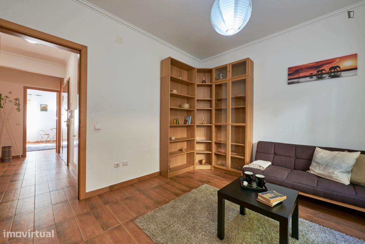 Apartamento com 1 quartos - localizado em Lumiar Lisbon - Grande imagem: 3/17