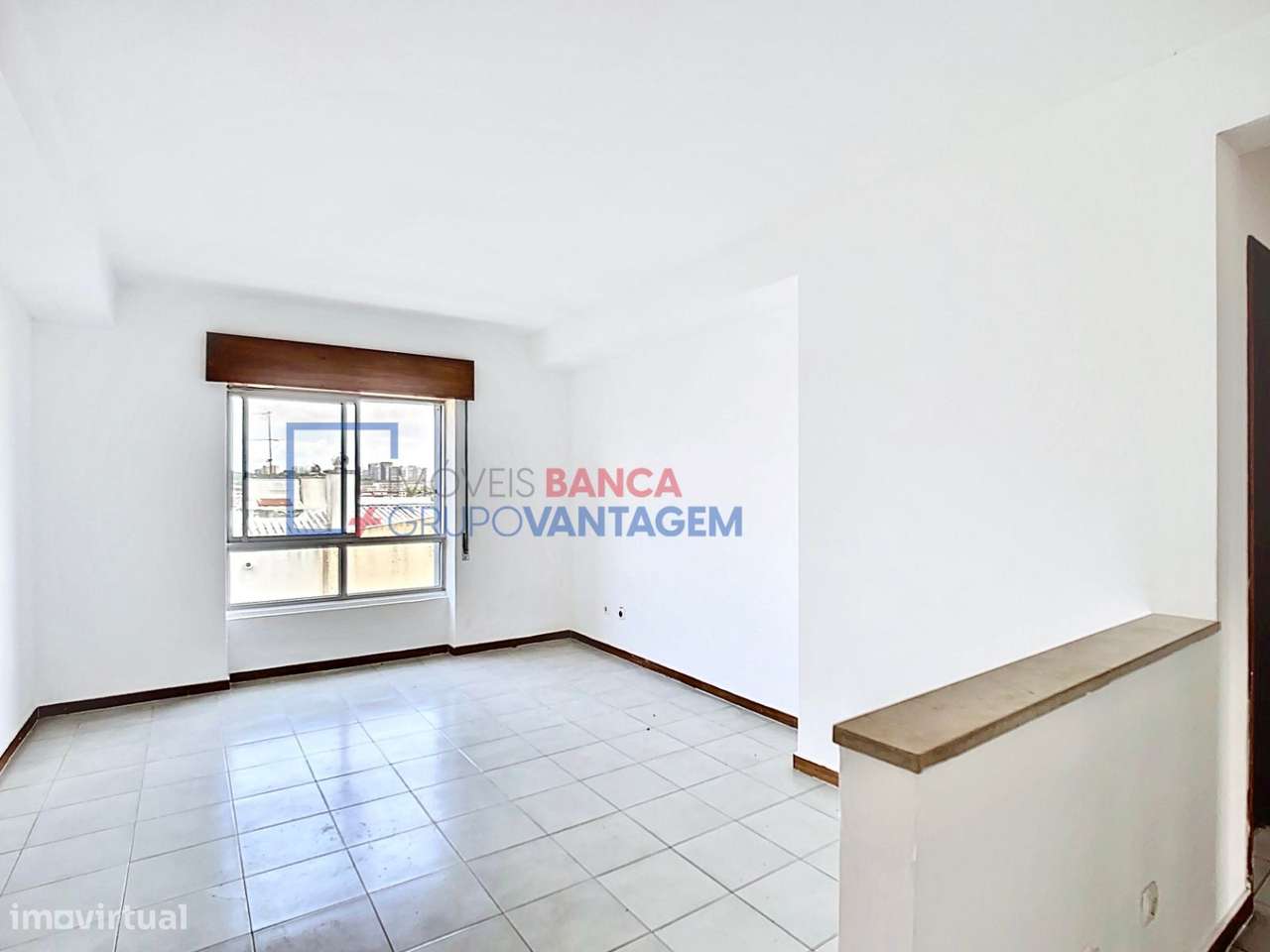 Apartamento T3 na Rua da Liberdade em Carnaxide - Grande imagem: 3/19