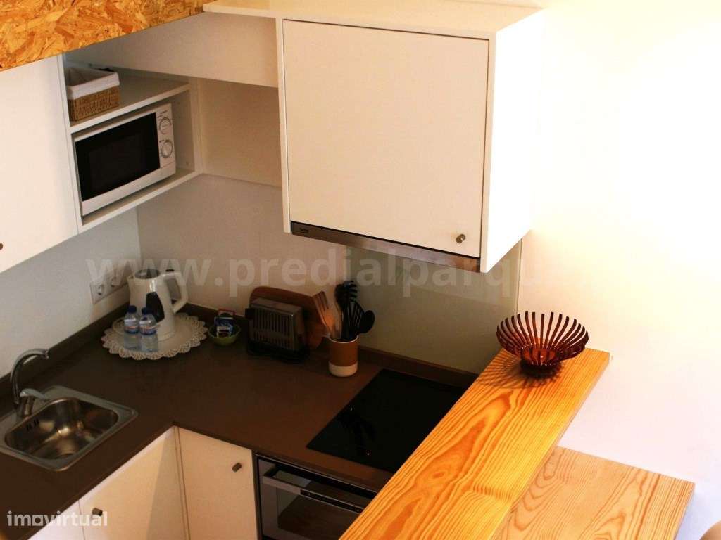 Loft c/terraço no Centro do Porto-7