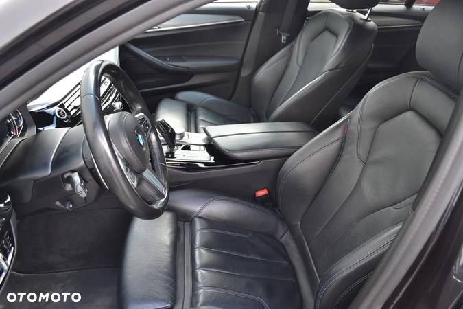 BMW Seria 5 520d xDrive M Sport sport - 6