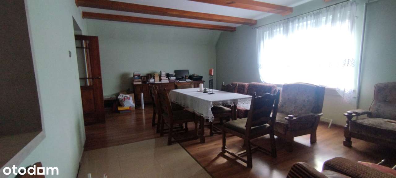 Przestronny z zadbanymi wnętrzami + zabudowania-13